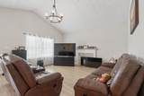 602 Tropical Way - Photo 4