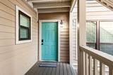 813 Harbour Point Drive - Photo 2