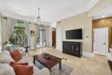 9201 Market Street Inn - Photo 14