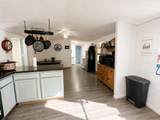93 Raphael Road - Photo 3