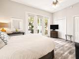 413 La Valencia Circle - Photo 16
