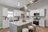 8318 Vickie Street - Photo 9