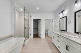 319 The Grove Drive - Photo 23