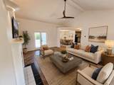 1131 Bay - Photo 14