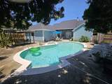 1131 Bay - Photo 38