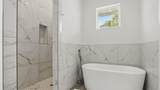 206 Lakeland Drive - Photo 20