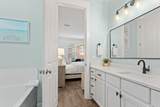 1352 Ravens Run W - Photo 27