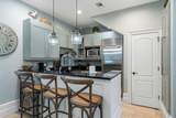 9201 Market Street Inn - Photo 13