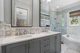 9201 Market Street Inn - Photo 20