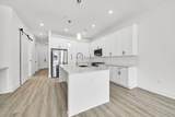 319 The Grove Drive - Photo 4