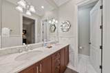 9201 Market Street Inn - Photo 23