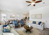 162 Charming Way - Photo 8