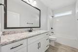 1492 Pine Street - Photo 31