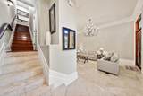 9201 Market Street Inn - Photo 5