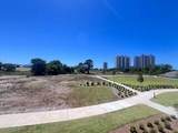 277 The Grove Drive - Photo 9