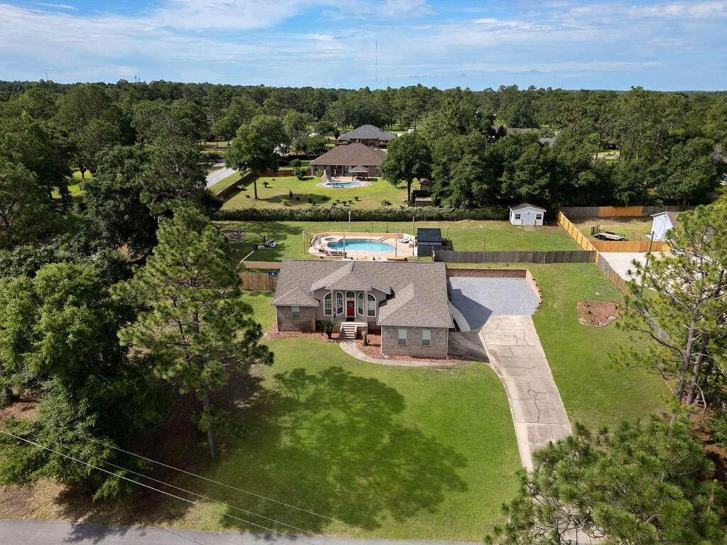 131 Wedgewood Lane - Photo 1