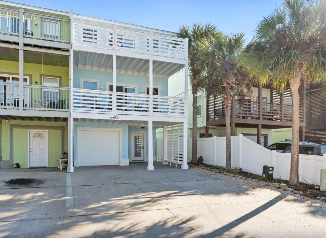 623 Fernwood Street - Photo 1