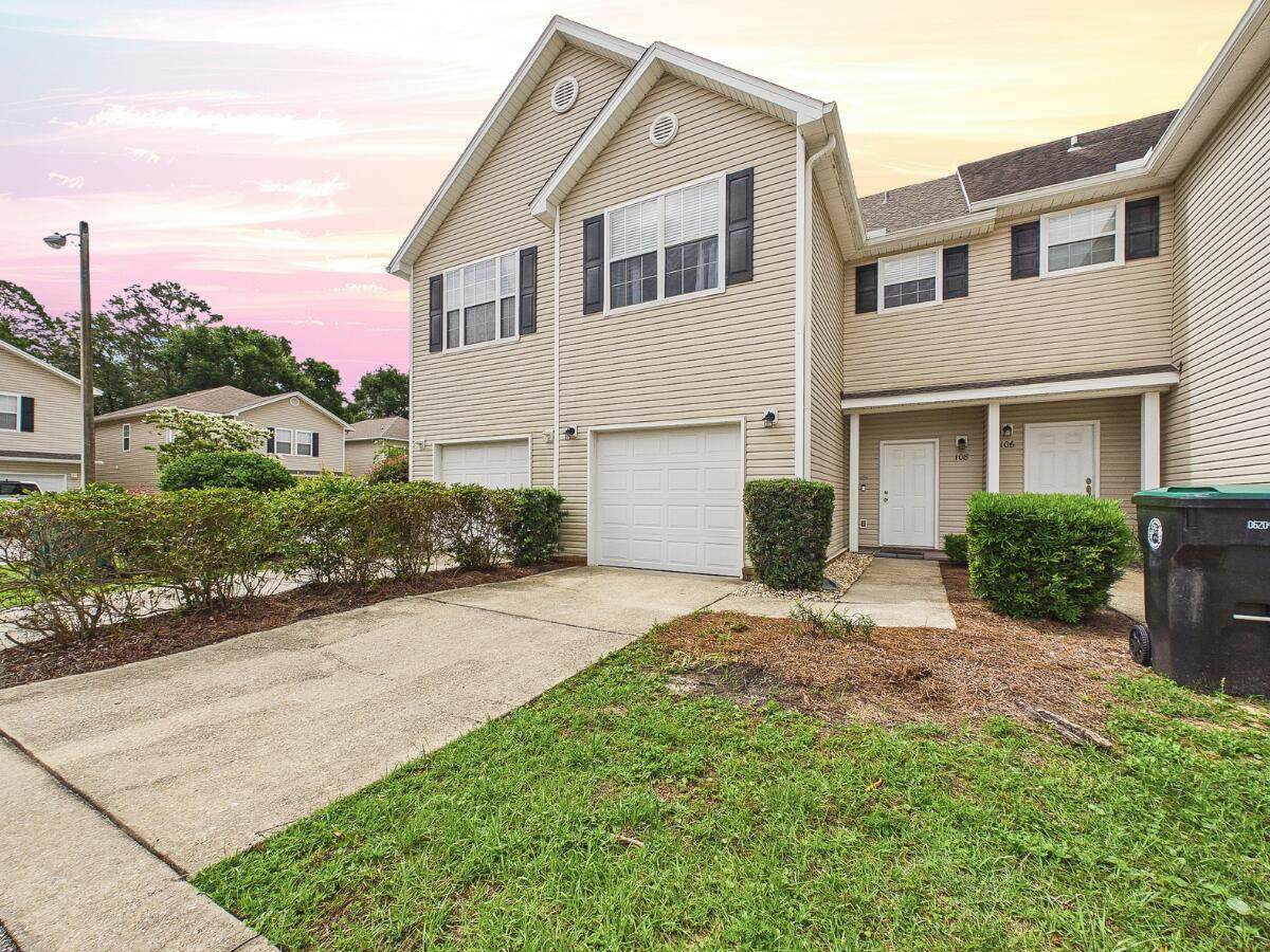 108 Farrah Avenue - Photo 1
