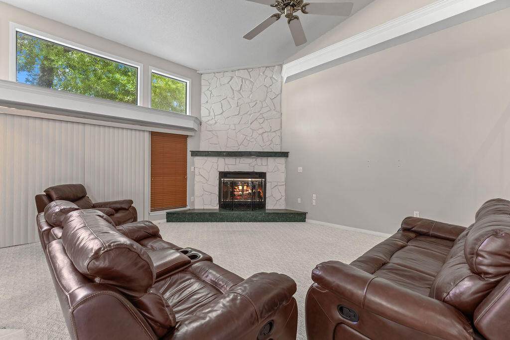 844 Holbrook Circle - Photo 1
