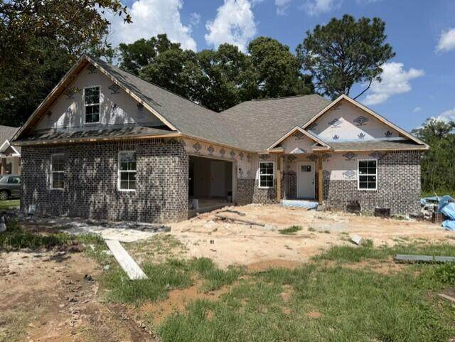 1416 Lloyd Street - Photo 1