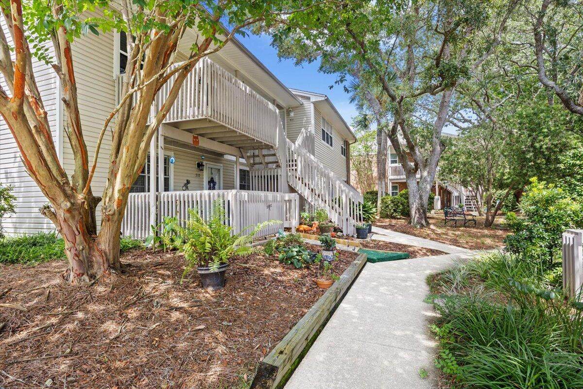 1200 Shoreline Drive - Photo 1