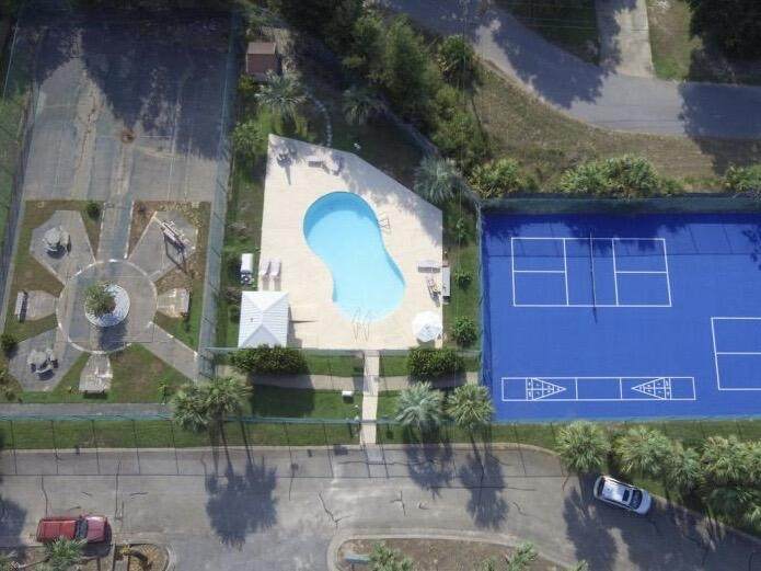 2737 Bay Club Drive - Photo 1