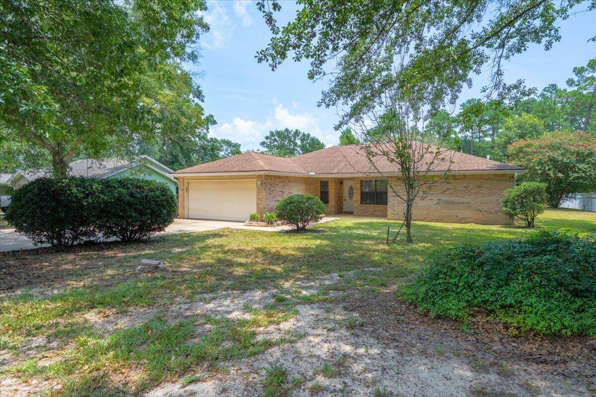 112 Golf Course Drive - Photo 1