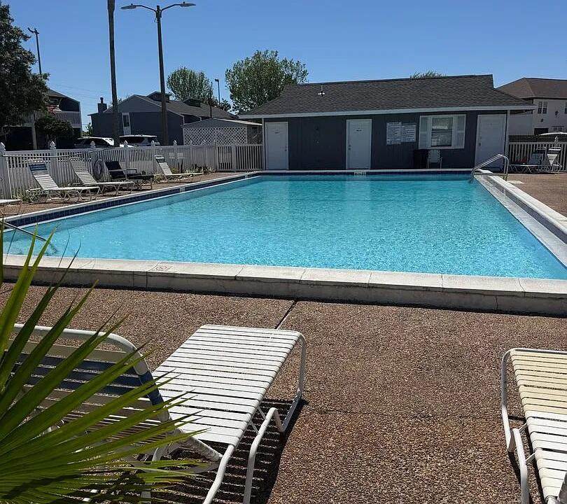2 Court Drive - Photo 1