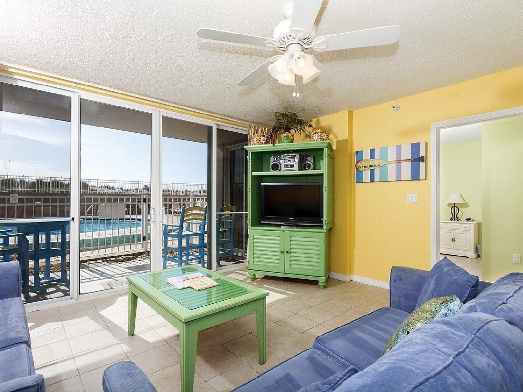 520 Santa Rosa Boulevard - Photo 1