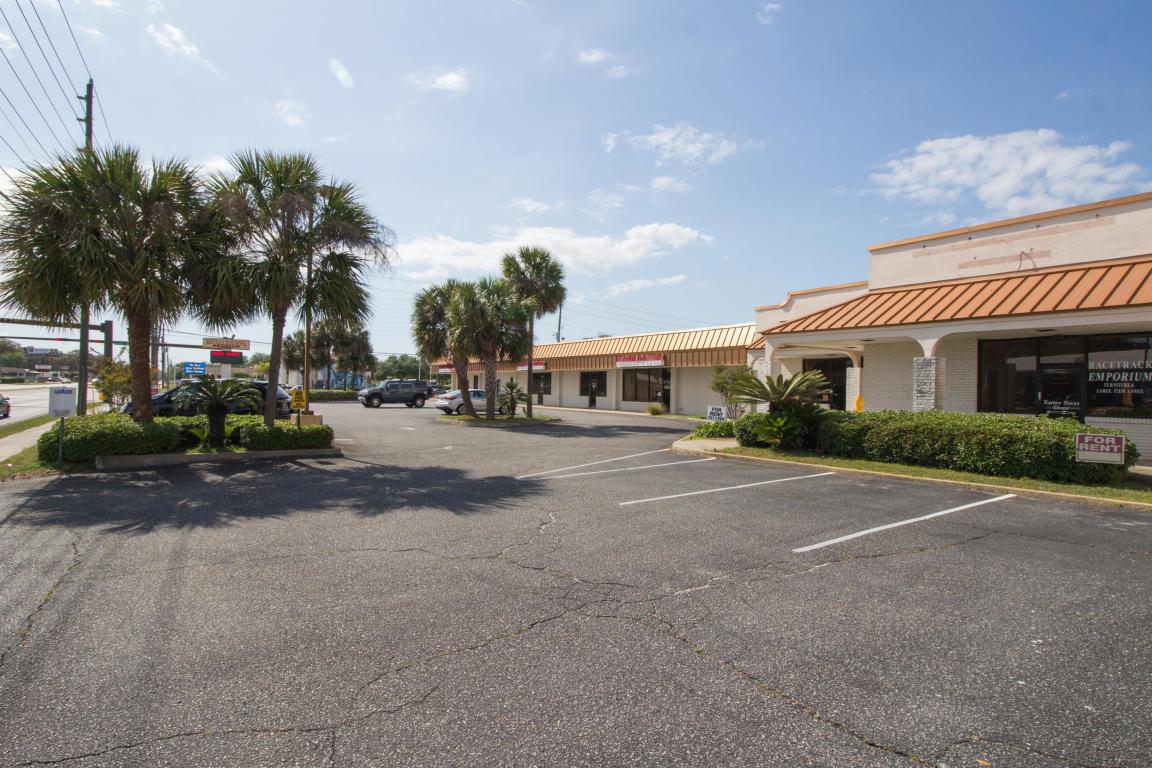 350 Racetrack Road - Photo 1