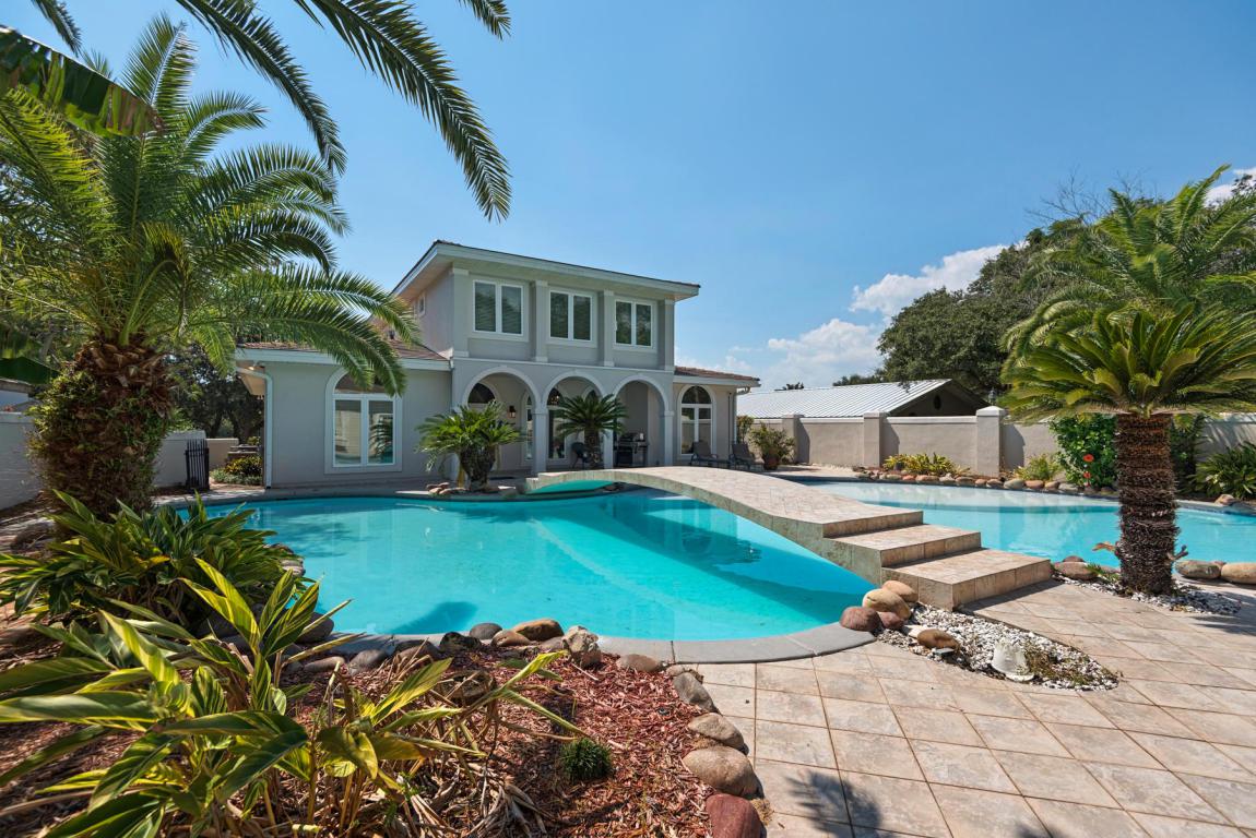 715 Bayou Drive - Photo 1