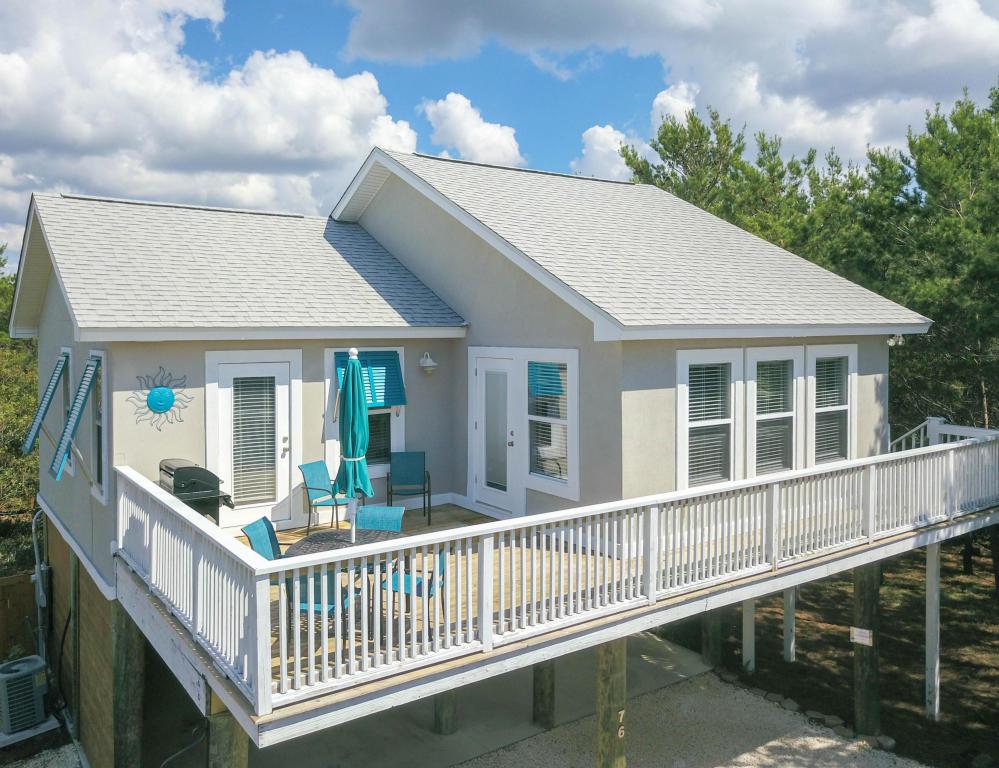 76 Pompano Street - Photo 1