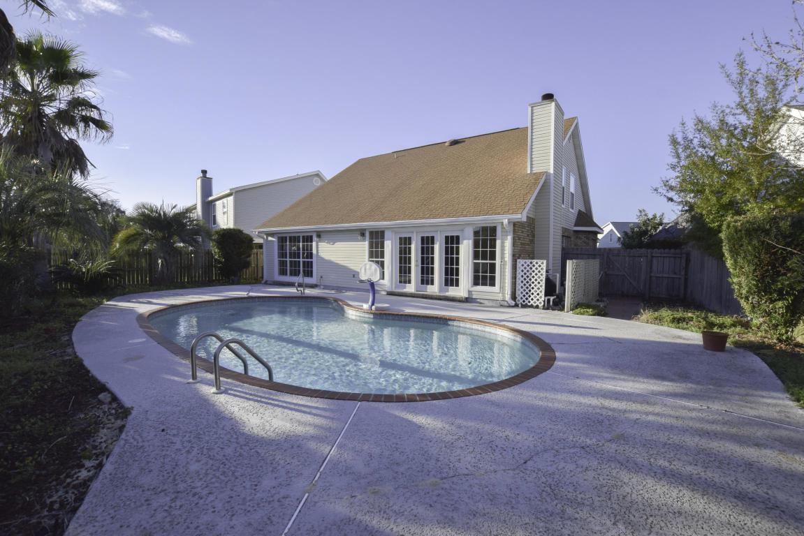 208 Misty Court - Photo 1