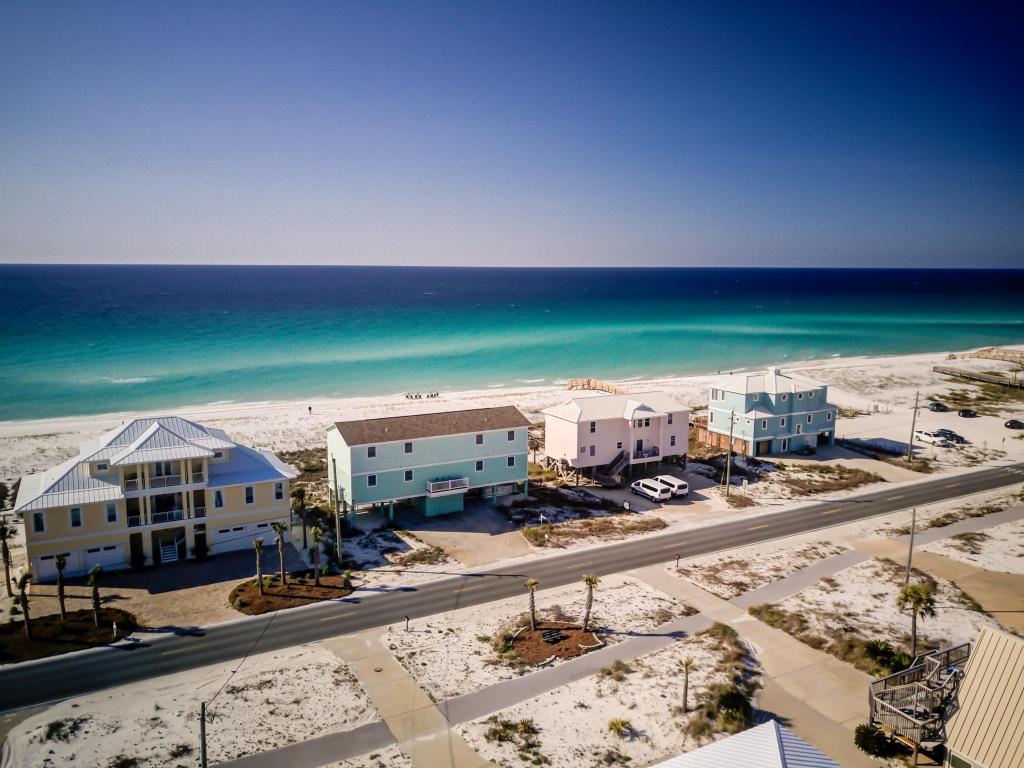 7439 Gulf Boulevard - Photo 1