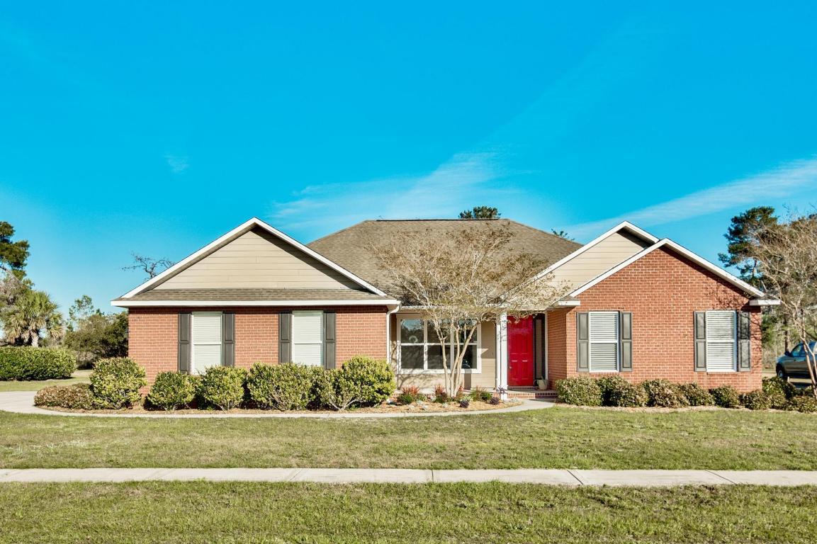 348 Club House Drive - Photo 1