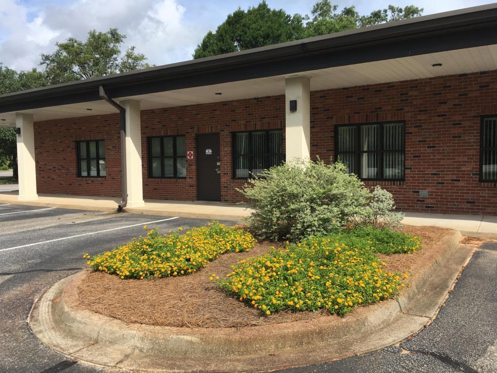 998 Eglin Parkway - Photo 1
