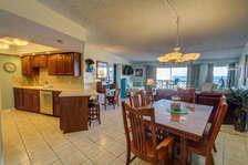 909 Santa Rosa Boulevard - Photo 1
