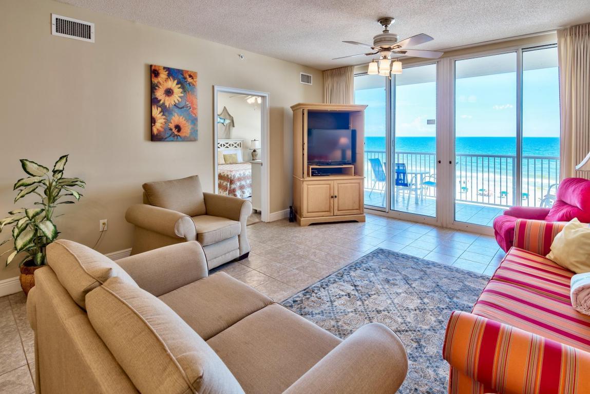590 Santa Rosa Boulevard - Photo 1