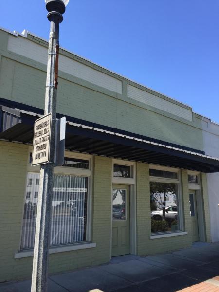 468 Main Street - Photo 1