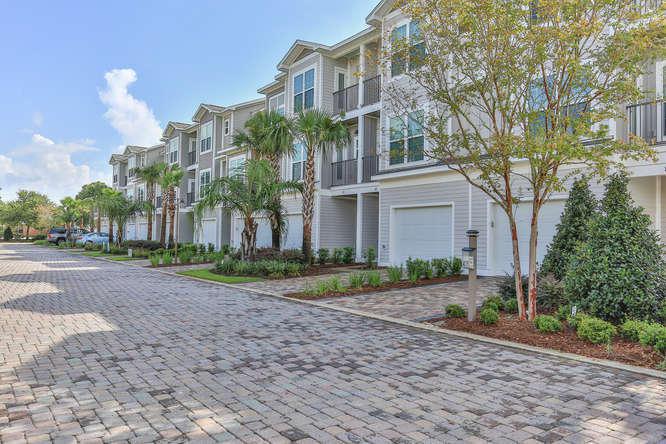 257 Driftwood Road - Photo 1