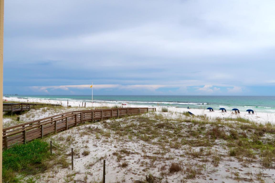 554 Coral Court - Photo 1