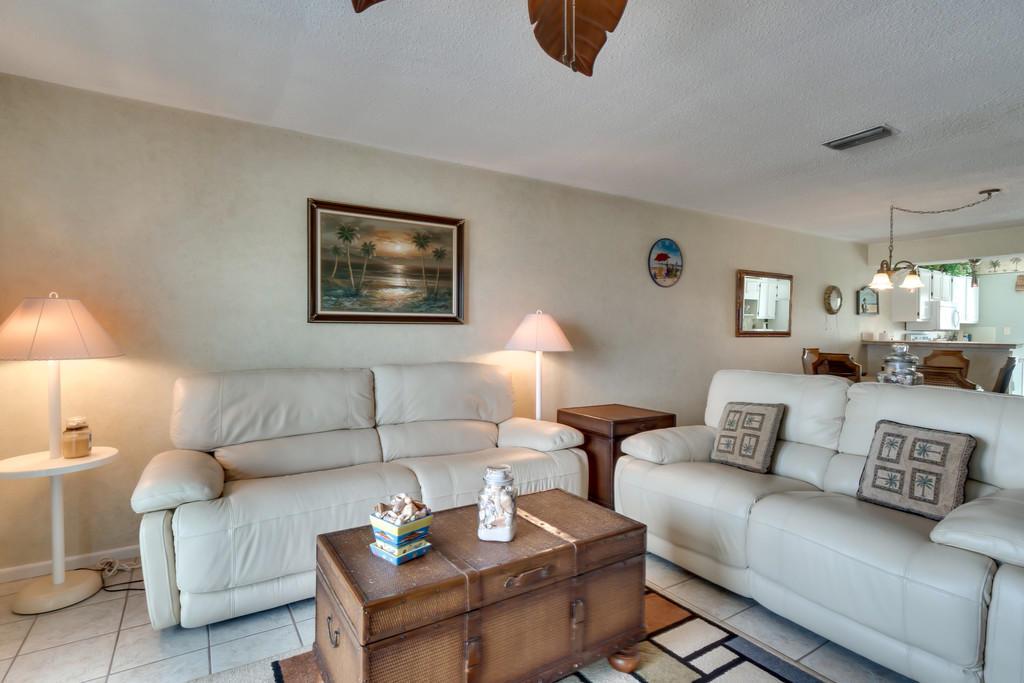 8522 Gulf Boulevard - Photo 1