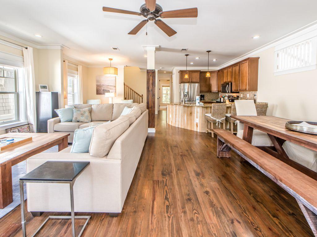 18 Playalinda Court - Photo 1