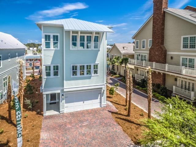 696 Bayshore Drive - Photo 1