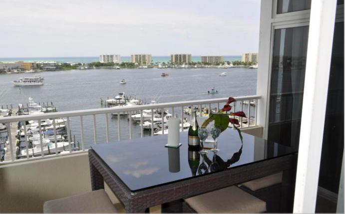 320 Harbor Boulevard - Photo 1