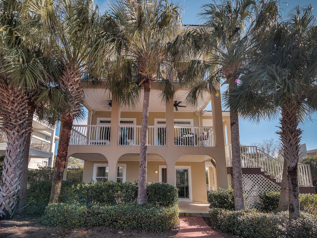 97 Longue Vue Drive - Photo 1
