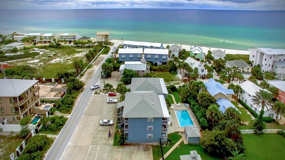 126 Walton Lakeshore Drive - Photo 1