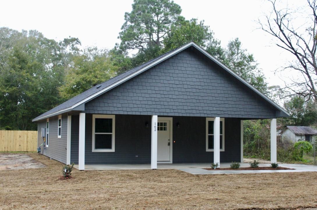 168 23rd Street - Photo 1