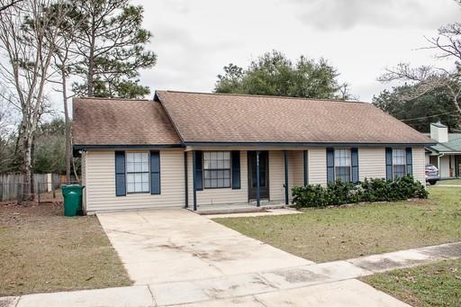 331 Hudson Drive - Photo 1