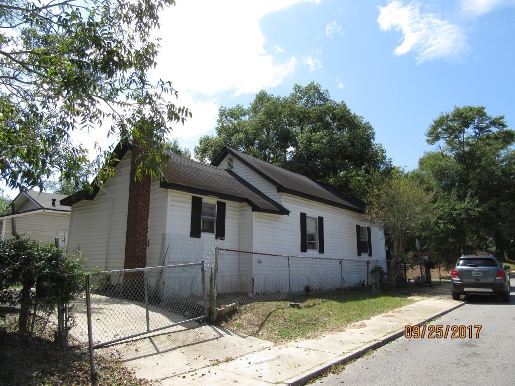 1018 G Street - Photo 1